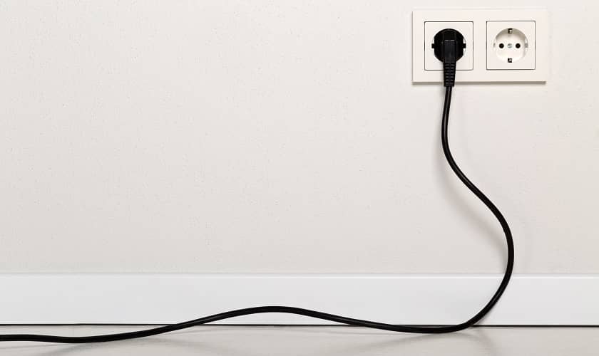 Naudas ietaupīšana, taupot elektrību. Naudas ietaupīšana, taupot elektrību.